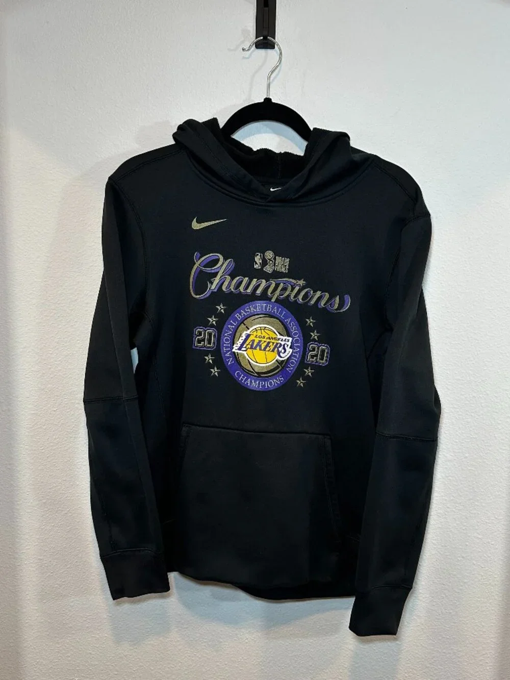 Nike Los Angeles Lakers Men's Black 2020 Champions Hoodie Size Small/Medium